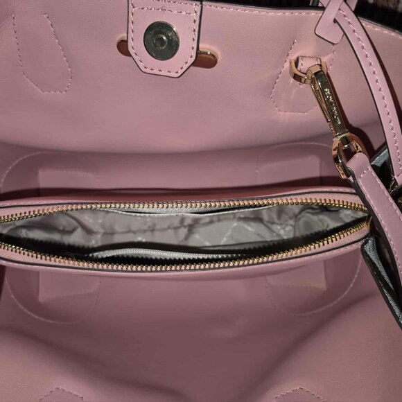 Michael Kors logo print bag with dusty rose trim new w/o tags - Picture 3 of 4